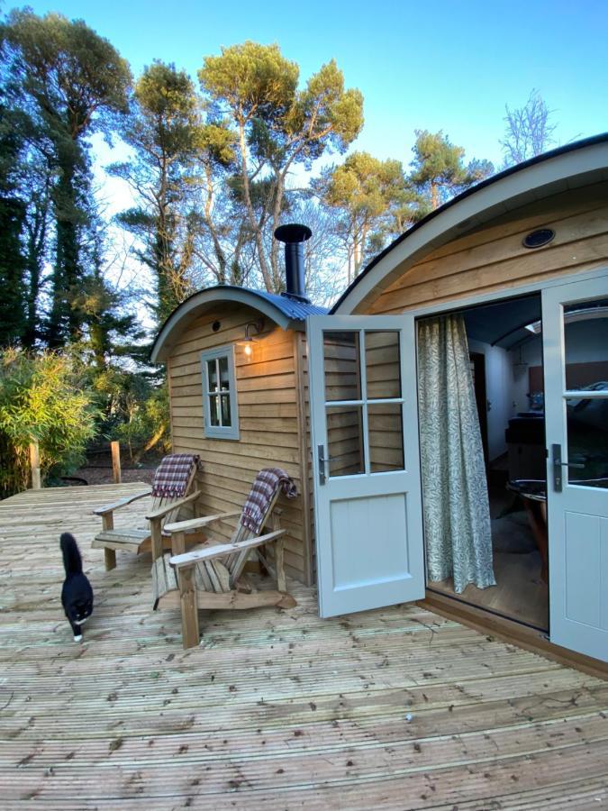 Chez Maurice Luxury Shepherds Hut With Bath And Hot Tub Kelling Buitenkant foto