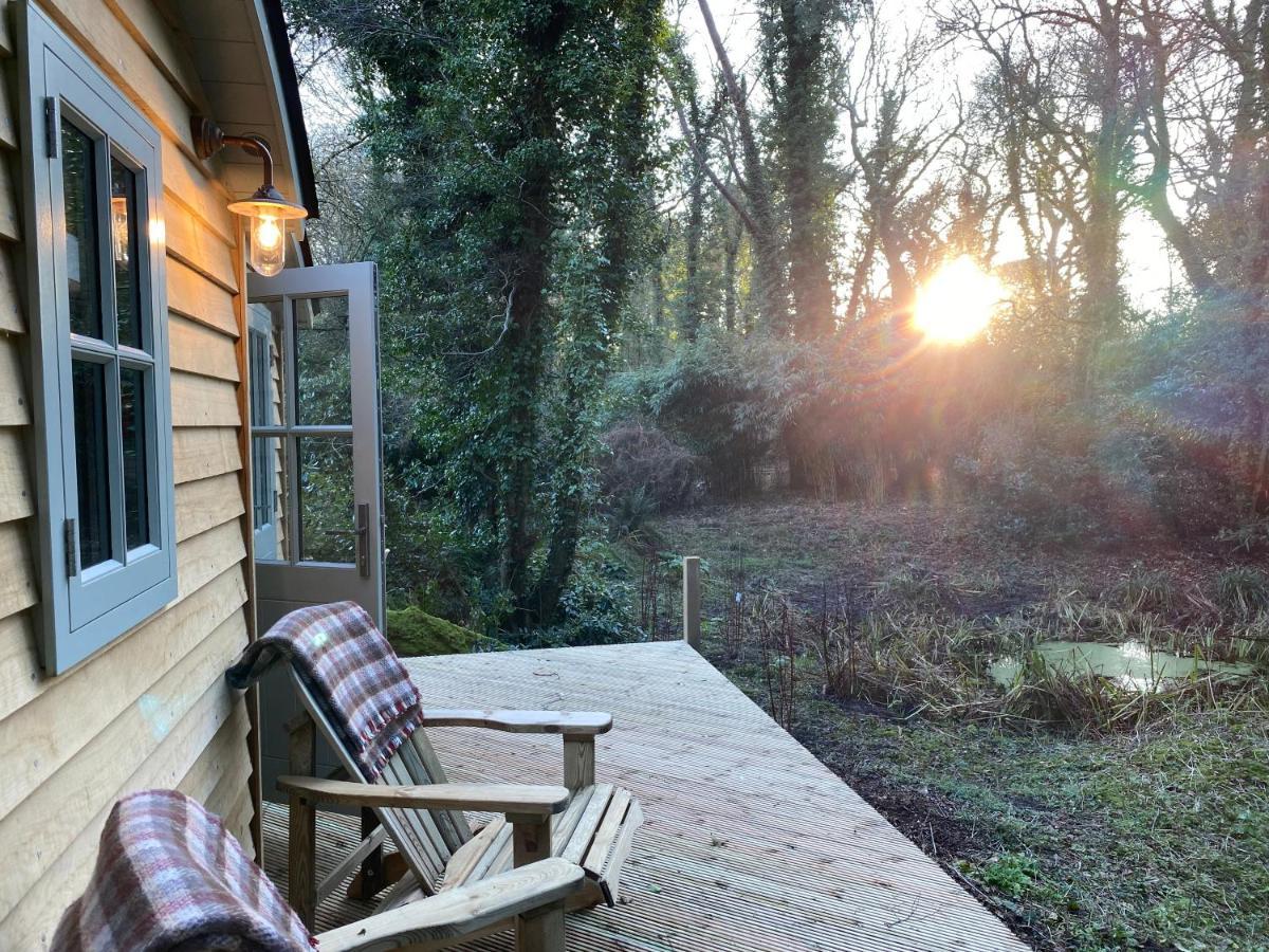 Chez Maurice Luxury Shepherds Hut With Bath And Hot Tub Kelling Buitenkant foto